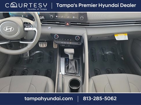 Certified 2025 Hyundai Elantra Sport w/ Cargo Package image 15