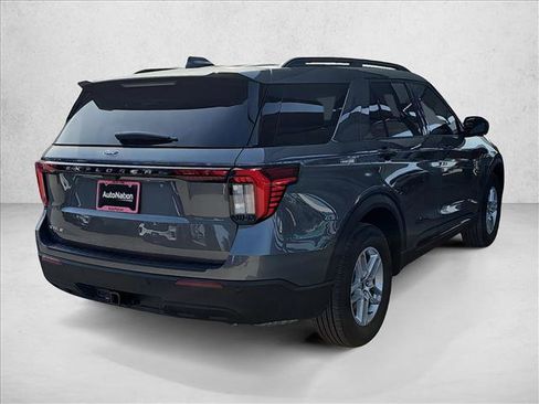 New 2026 Ford Explorer Active image 5