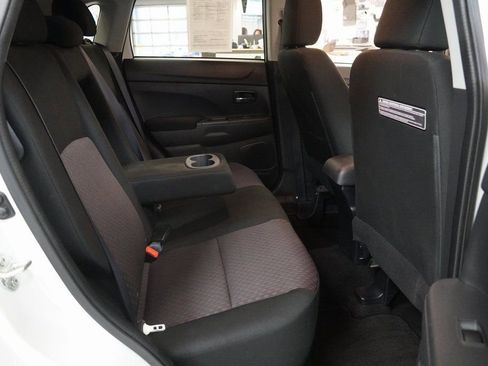 Used 2017 Mitsubishi Outlander Sport ES image 28