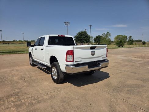 Used 2024 RAM 2500 Big Horn w/ Off Road Package AWD/4WD image 7
