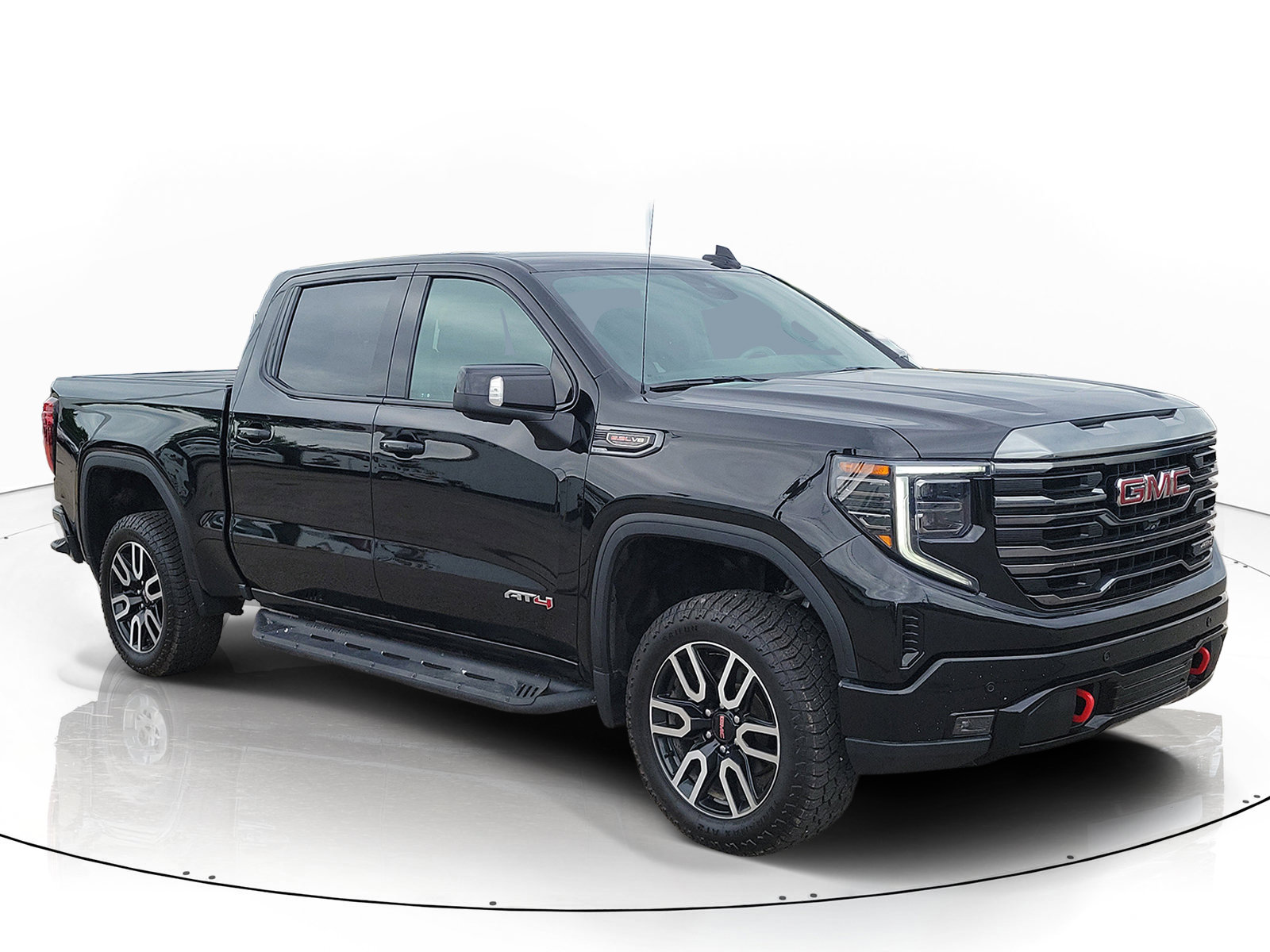 Used 2023 GMC Sierra 1500 AT4 w/ Technology Package AWD/4WD image 2