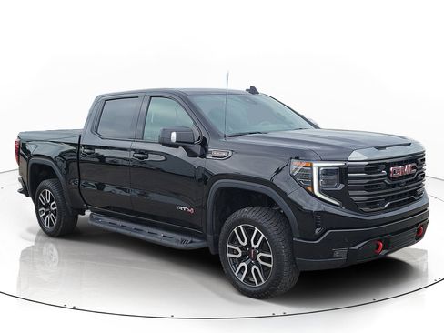 Used 2023 GMC Sierra 1500 AT4 w/ Technology Package AWD/4WD image 2