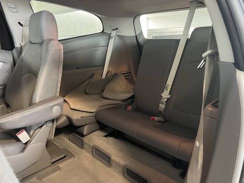Used 2016 Chevrolet Traverse LT w/ Style and Technology Package AWD/4WD image 15