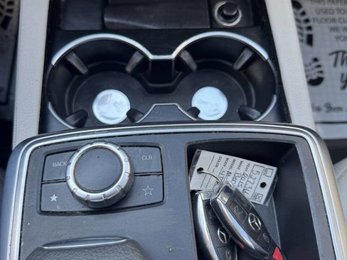 Used 2015 Mercedes-Benz ML 350 2WD image 24