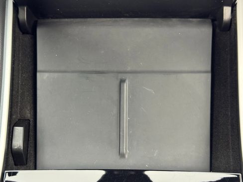 Used 2020 Tesla Model 3 Standard Range Plus image 32