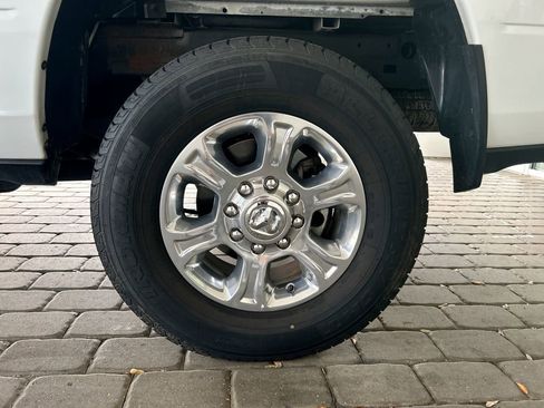 Used 2024 RAM 2500 Big Horn image 42