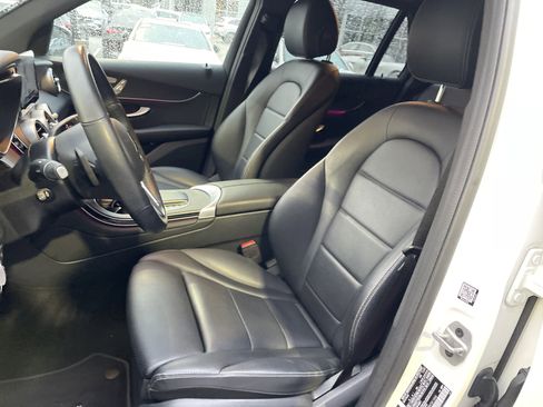 Certified 2022 Mercedes-Benz GLC 300 4MATIC w/ Driver Assistance Package image 22