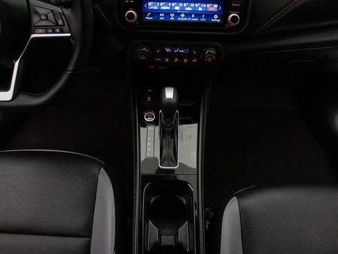 Used 2023 Nissan Kicks SR w/ SR Premium Package image 23