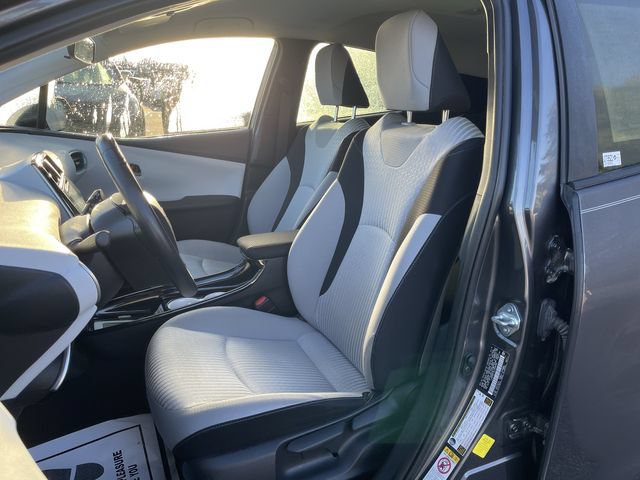 Used 2018 Toyota Prius Three FWD image 14