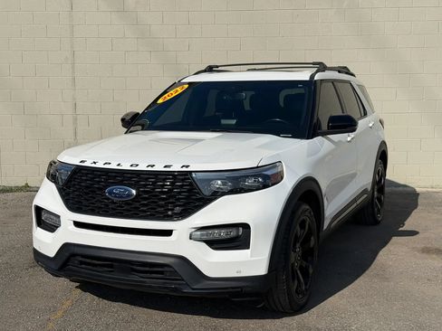 Used 2022 Ford Explorer ST w/ Equipment Group 401A AWD/4WD image 2