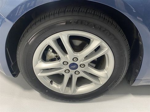 Used 2018 Ford Fusion SE w/ Fusion SE Technology Package image 37