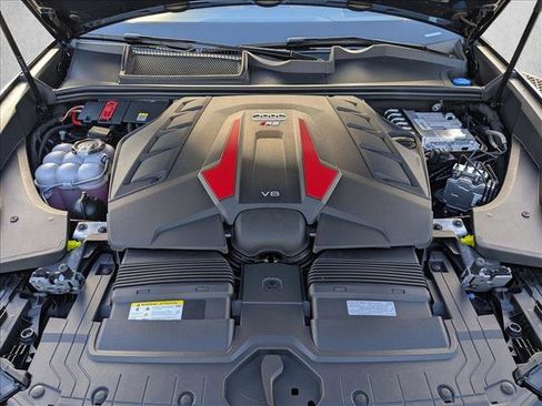 New 2026 Audi RS Q8 performance image 16