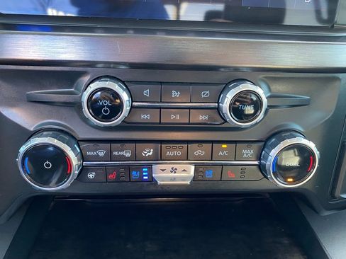 Used 2023 Ford F250 Lariat w/ Lariat Ultimate Package image 22