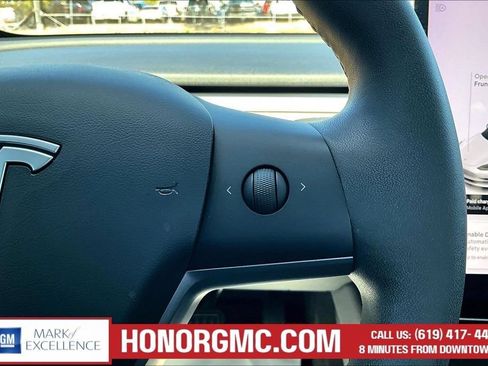 Used 2019 Tesla Model 3 Standard Range RWD image 15