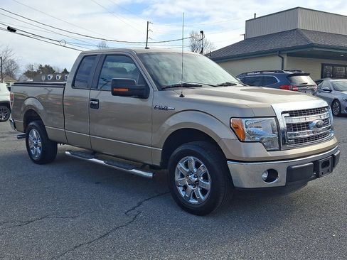 Used 2013 Ford F150 XLT w/ XLT Chrome Pkg image 3