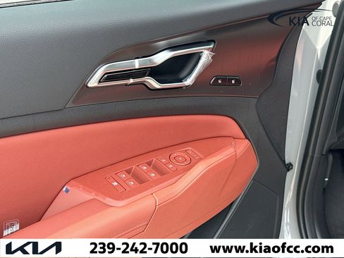 New 2026 Kia Sportage SX image 22