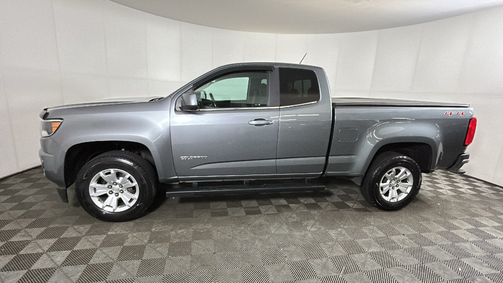 Used 2019 Chevrolet Colorado LT w/ LT Convenience Package AWD/4WD image 7