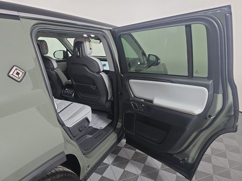 Used 2023 Rivian R1S Launch Edition AWD/4WD image 19