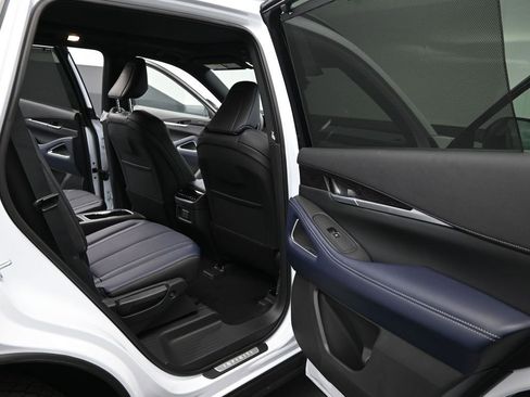 Certified 2026 INFINITI QX60 Sport w/ Dark Cargo Package AWD/4WD image 12