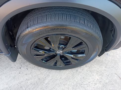 Used 2023 Nissan Rogue SV w/ SV Premium B Package FWD image 25
