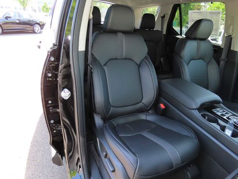 New 2025 Honda Pilot EX-L image 15