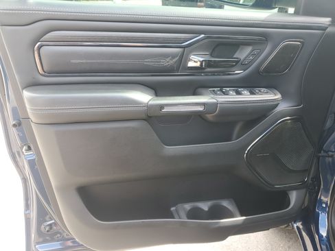 Used 2023 RAM 1500 Limited AWD/4WD image 11