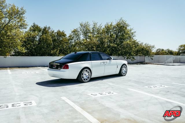 Used 2017 Rolls-Royce Ghost RWD image 67