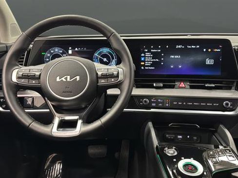 Used 2025 Kia Sportage SX Prestige image 11