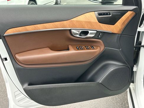 Certified 2023 Volvo XC90 T8 Plus image 15