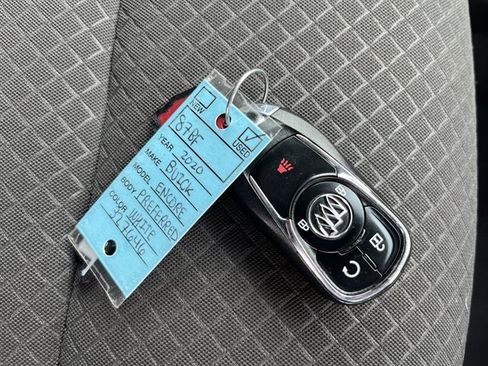 Used 2020 Buick Encore Preferred AWD/4WD image 37