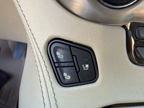 Used 2019 GMC Yukon Denali w/ Denali Ultimate Package image 14