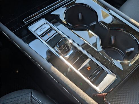 New 2026 Volkswagen Atlas SE image 23