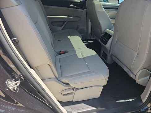 Used 2019 Volkswagen Atlas SEL AWD/4WD image 26