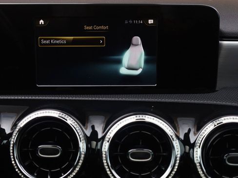 Used 2019 Mercedes-Benz A 220 image 40