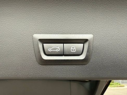 New 2026 BMW X3 xDrive30 w/ Premium Package image 17