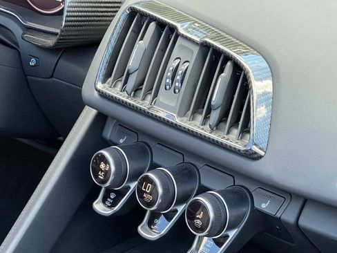 Used 2018 Audi R8 V10 plus AWD/4WD image 40