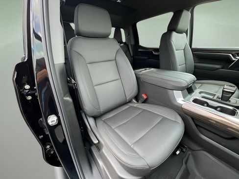 New 2026 Chevrolet Silverado 1500 RST w/ Redline Edition image 27