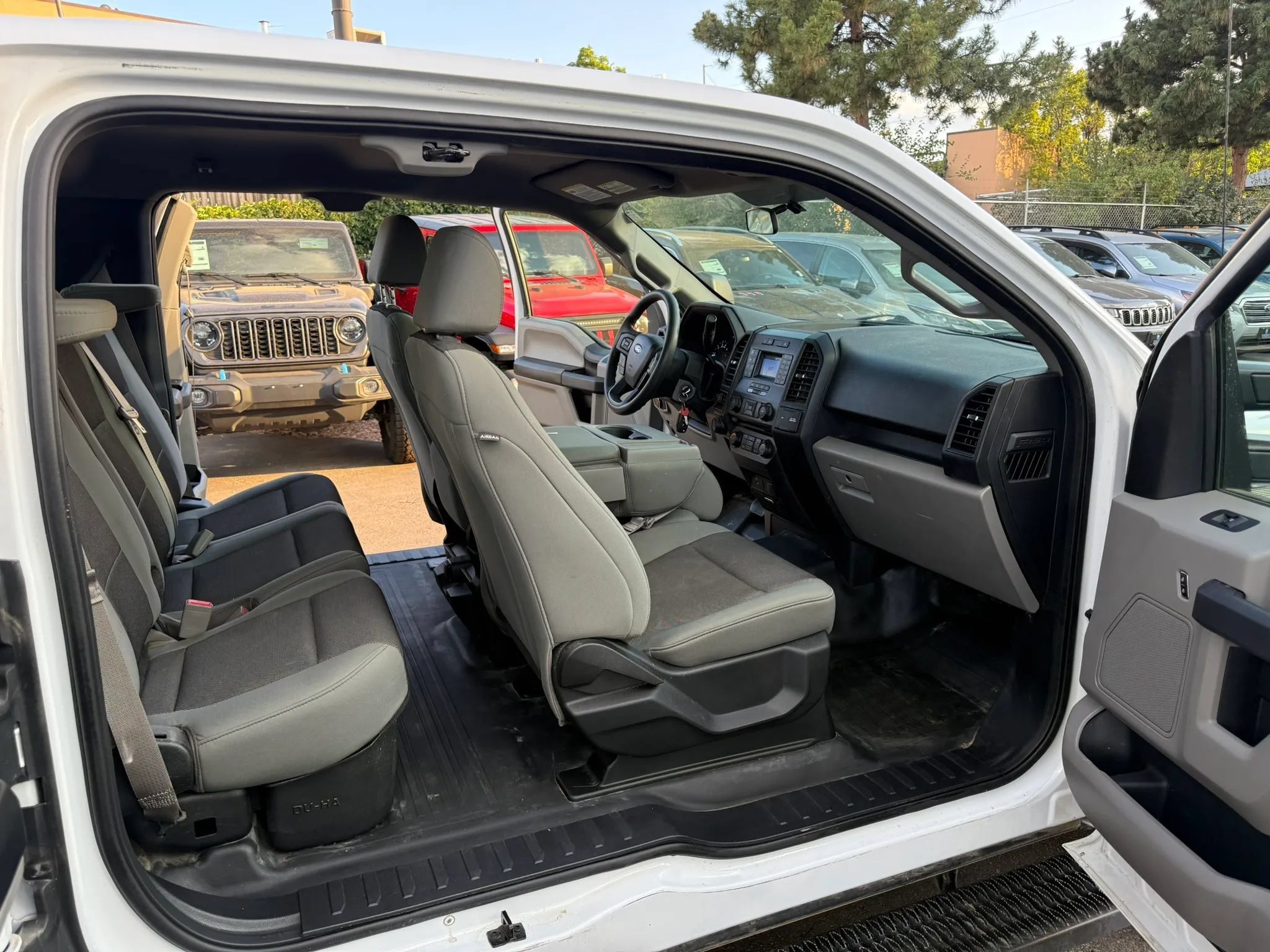 Used 2018 Ford F150 XL w/ Equipment Group 101A Mid AWD/4WD image 32