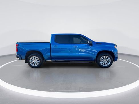 Used 2023 Chevrolet Silverado 1500 RST w/ Z71 Off-Road Package AWD/4WD image 9