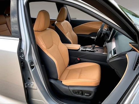 Used 2025 Lexus RX 350 Premium Plus w/ Accessory Package (Z1) FWD image 7