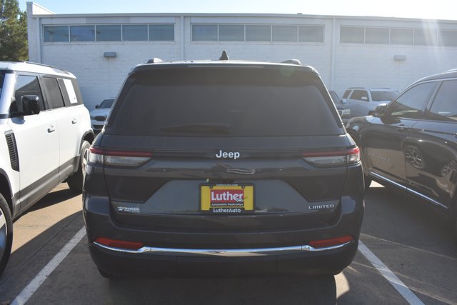 Used 2024 Jeep Grand Cherokee Limited RWD image 5