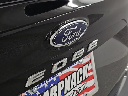 Used 2024 Ford Edge Titanium AWD/4WD image 23