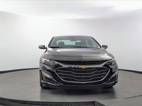 Used 2025 Chevrolet Malibu LT FWD image 12