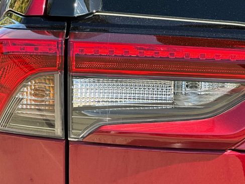 Certified 2025 Toyota RAV4 XLE AWD/4WD image 48