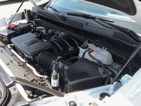 Used 2024 Chevrolet Silverado 1500 High Country w/ Technology Package image 12