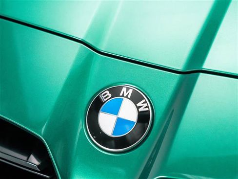 Used 2021 BMW M4 Coupe w/ Executive Package image 10