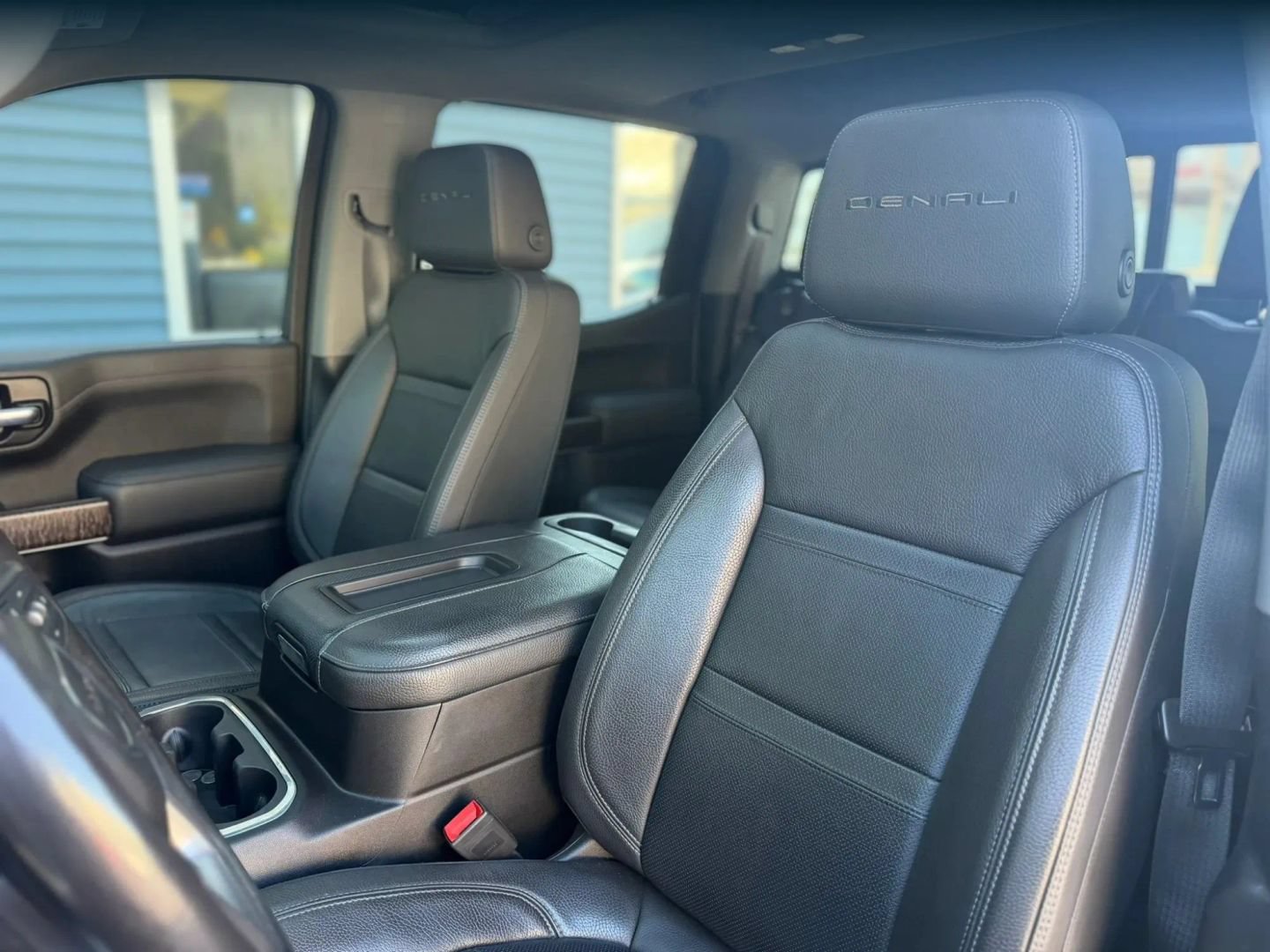 Used 2020 GMC Sierra 1500 Denali w/ Denali Ultimate Package AWD/4WD image 11