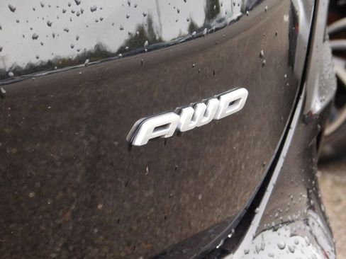 Used 2023 Ford Edge SEL image 5