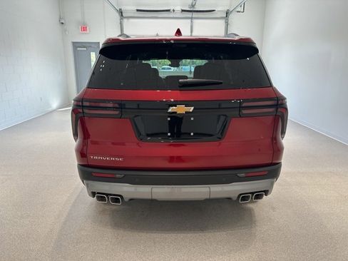 New 2026 Chevrolet Traverse LT w/ Driver Confidence Package image 5