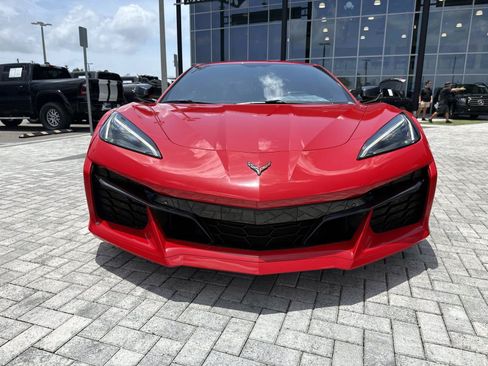 Used 2023 Chevrolet Corvette Z06 RWD image 9